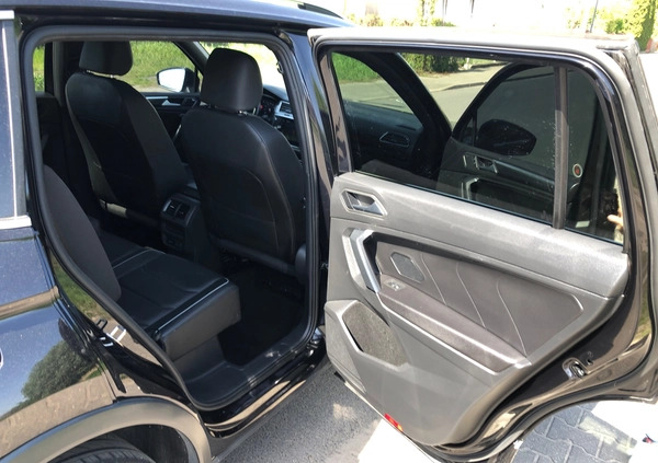 Volkswagen Tiguan Allspace cena 83000 przebieg: 142000, rok produkcji 2019 z Bydgoszcz małe 781